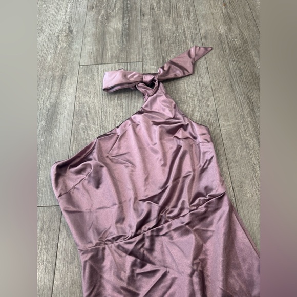 🌸BOUTIQUE silky purple dress ✨ - Picture 8 of 9